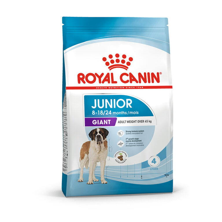 Royal Canin Size Health Nutrition Giant Dry Junior Puppy Food dry dog food pack